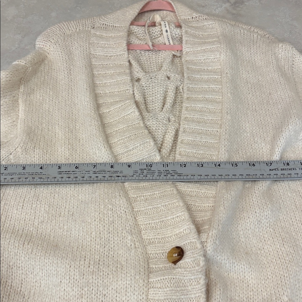 Faherty sweater - image 9